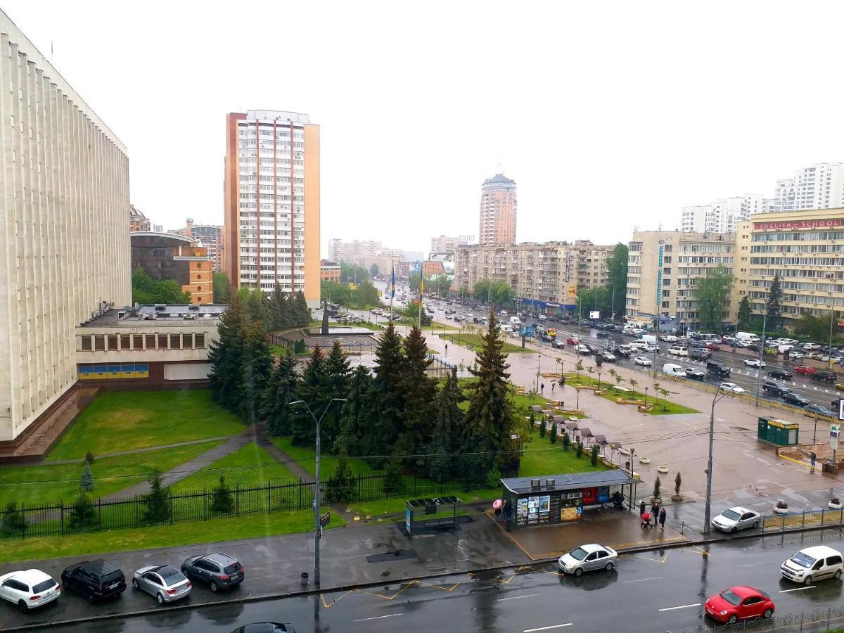 Отдельная Комната С Балконом В Апартаментах, Возле М Печерская Киев Екстериор снимка